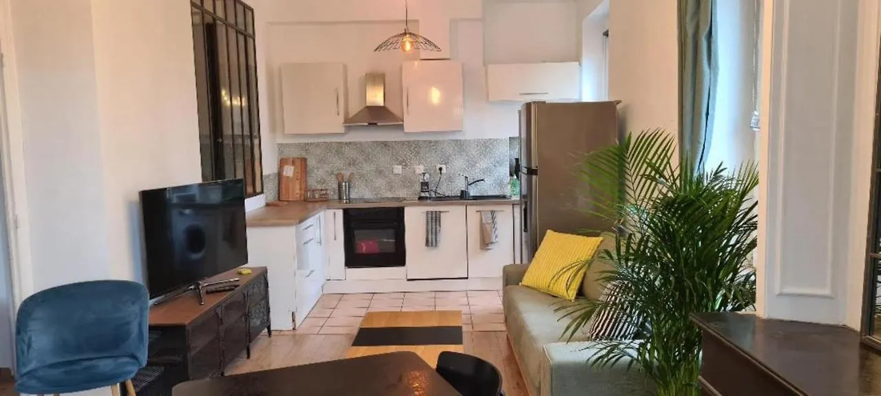 Επικοινωνία με το Appartement Deux Chambres - Garibaldi